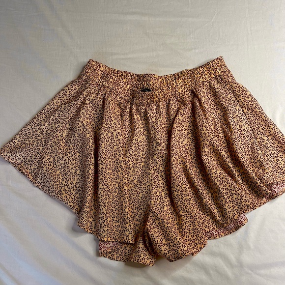 Pretty Little Thing, Two Piece Skort Set, Red floral print/cream colour fabric - Picture 4 of 5